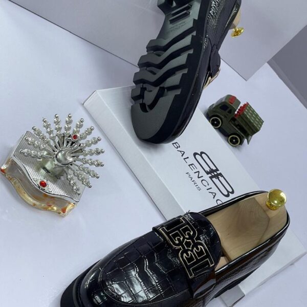 Balenciaga Men’s Black Leather Loafers