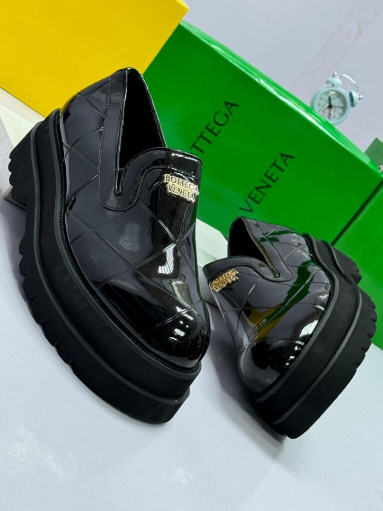 Bottega Veneta Men’s Black Chunky Loafers