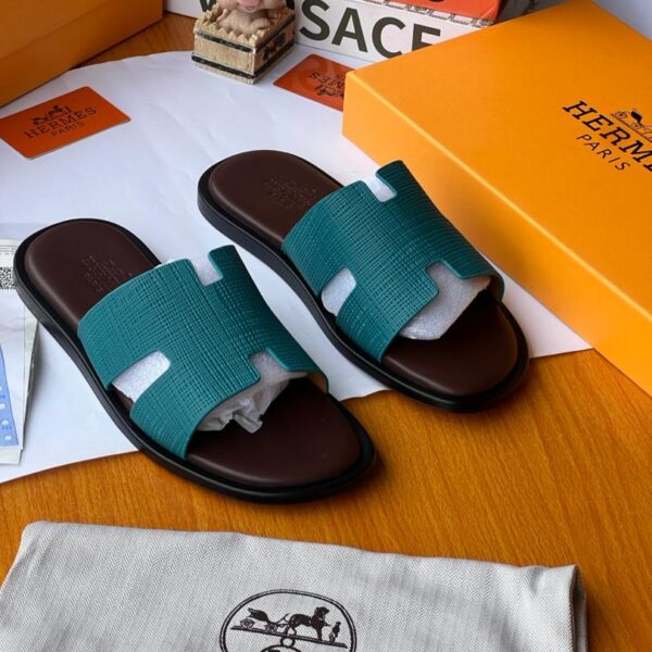 Hermès Izmir Teal Leather Sandals