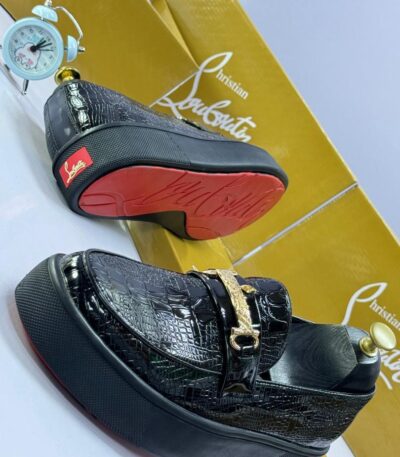 Men’s Black Crocodile-Embossed Platform Loafers