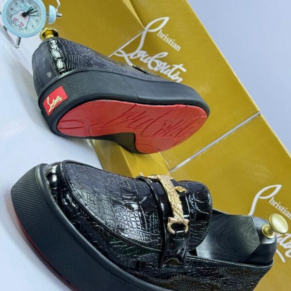 Men’s Black Crocodile-Embossed Platform Loafers