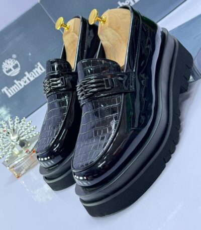 Men’s Black Patent Leather Crocodile-Embossed Loafers