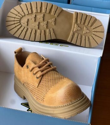 Men’s Tan Suede Derby Shoes
