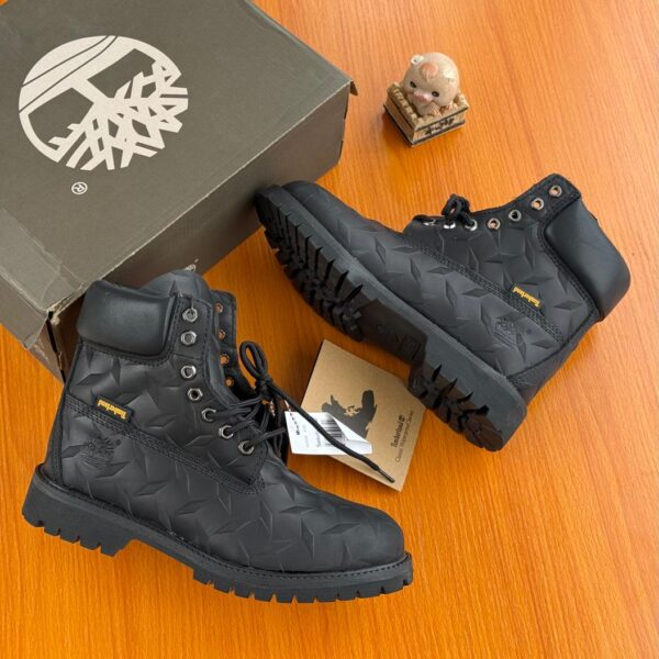 Supreme-Inspired Men’s 6-Inch Premium Waterproof Boots