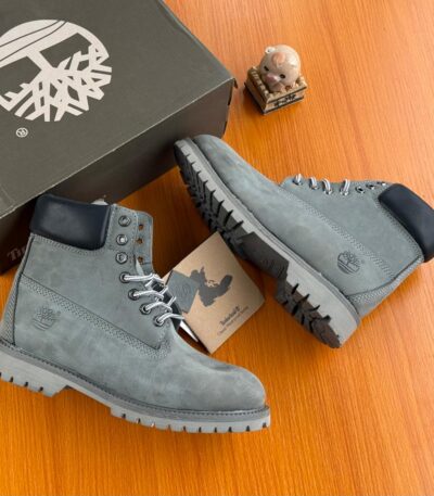 Timberland Men’s 6-Inch Classic Waterproof Boots