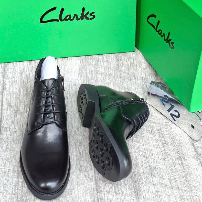 Clarks Black Leather Lace-Up Ankle Boots Clarks Black Leather Lace-Up Ankle Boots