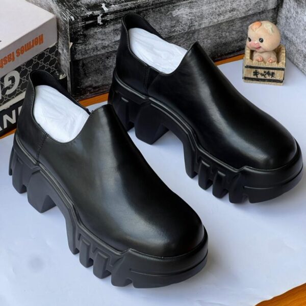Men’s Black Chunky Sole Slip-On Boots