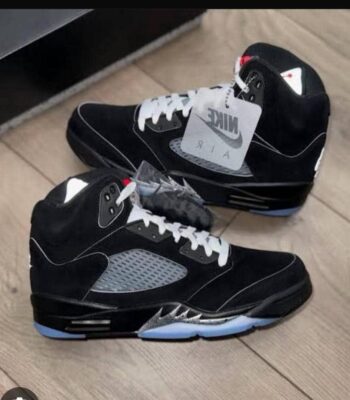 Air Jordan 5 Retro OG “Black Metallic Reimagined”