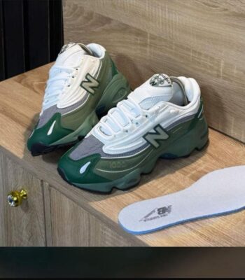New Balance 1000 Sneakers in Green, White & Grey