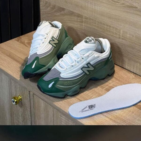 New Balance 1000 Sneakers in Green, White & Grey
