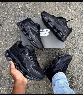 New Balance ABZORB 2000 “Triple Black” Sneakers