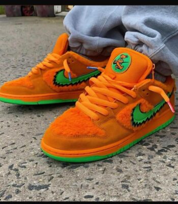 Nike SB Dunk Low “Grateful Dead Bears”