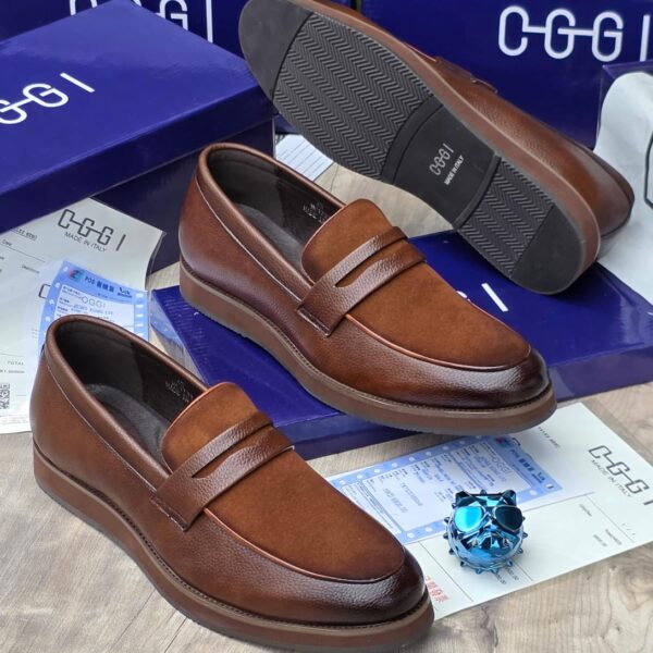 Oggi Men’s Mixed-Texture Loafers
