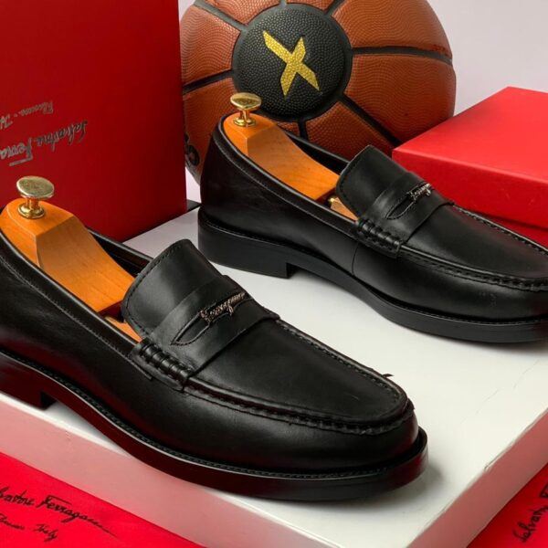 Metallic Gancini Ornament Luxury Shoes