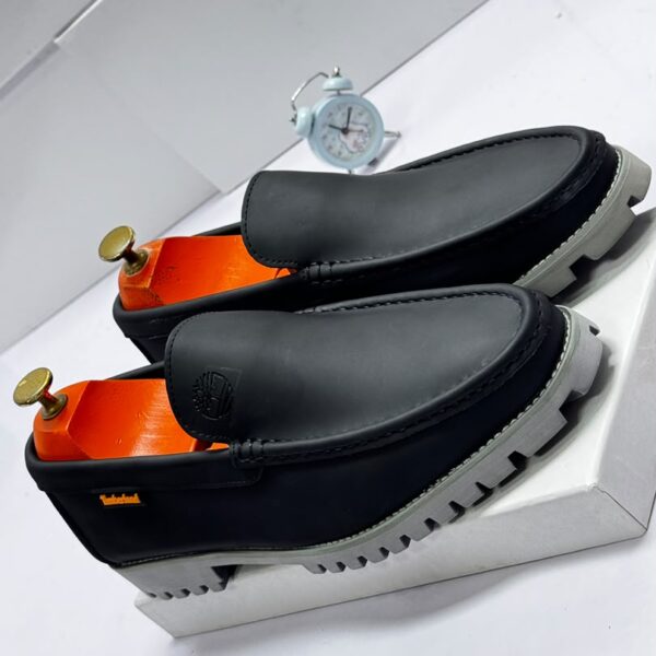 Timberland Mens Black Leather Loafers