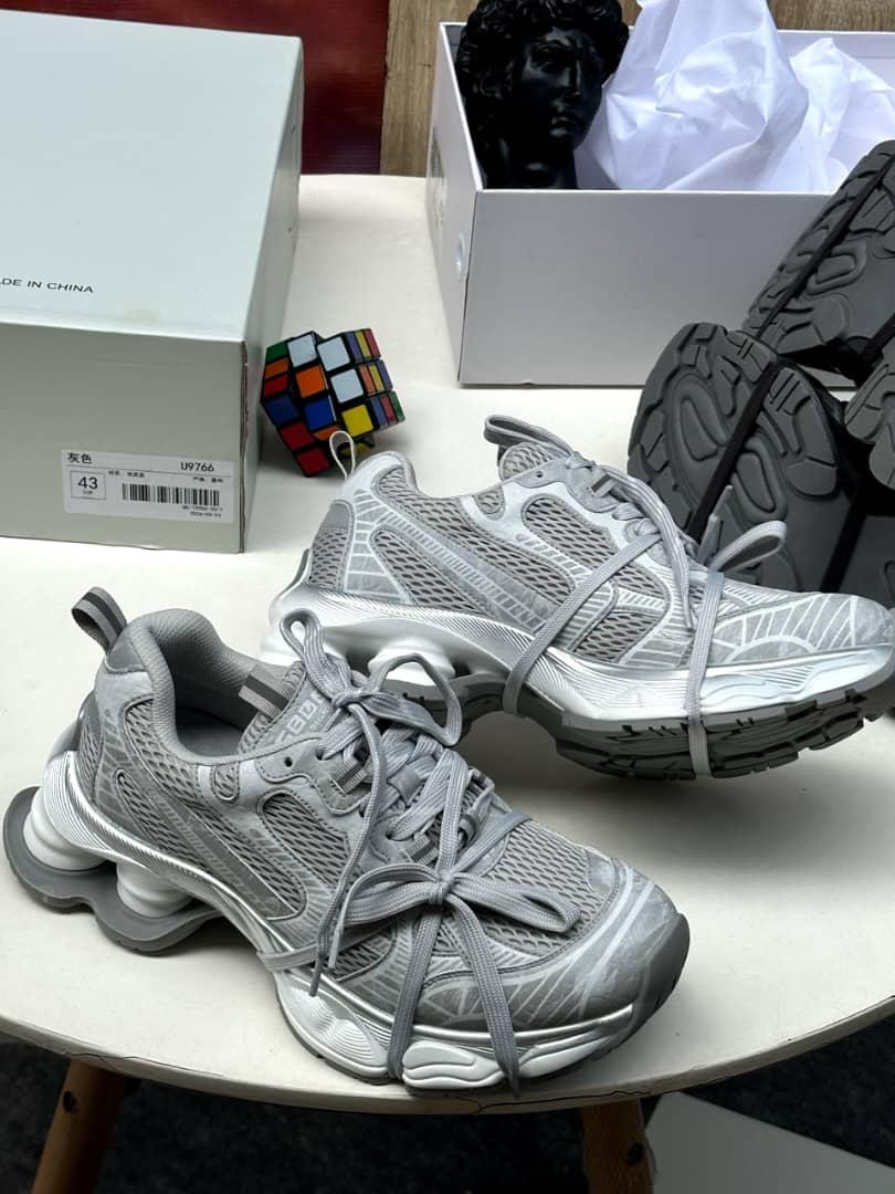 Balenciaga 3XL Sneakers Balenciaga 3XL Sneakers
