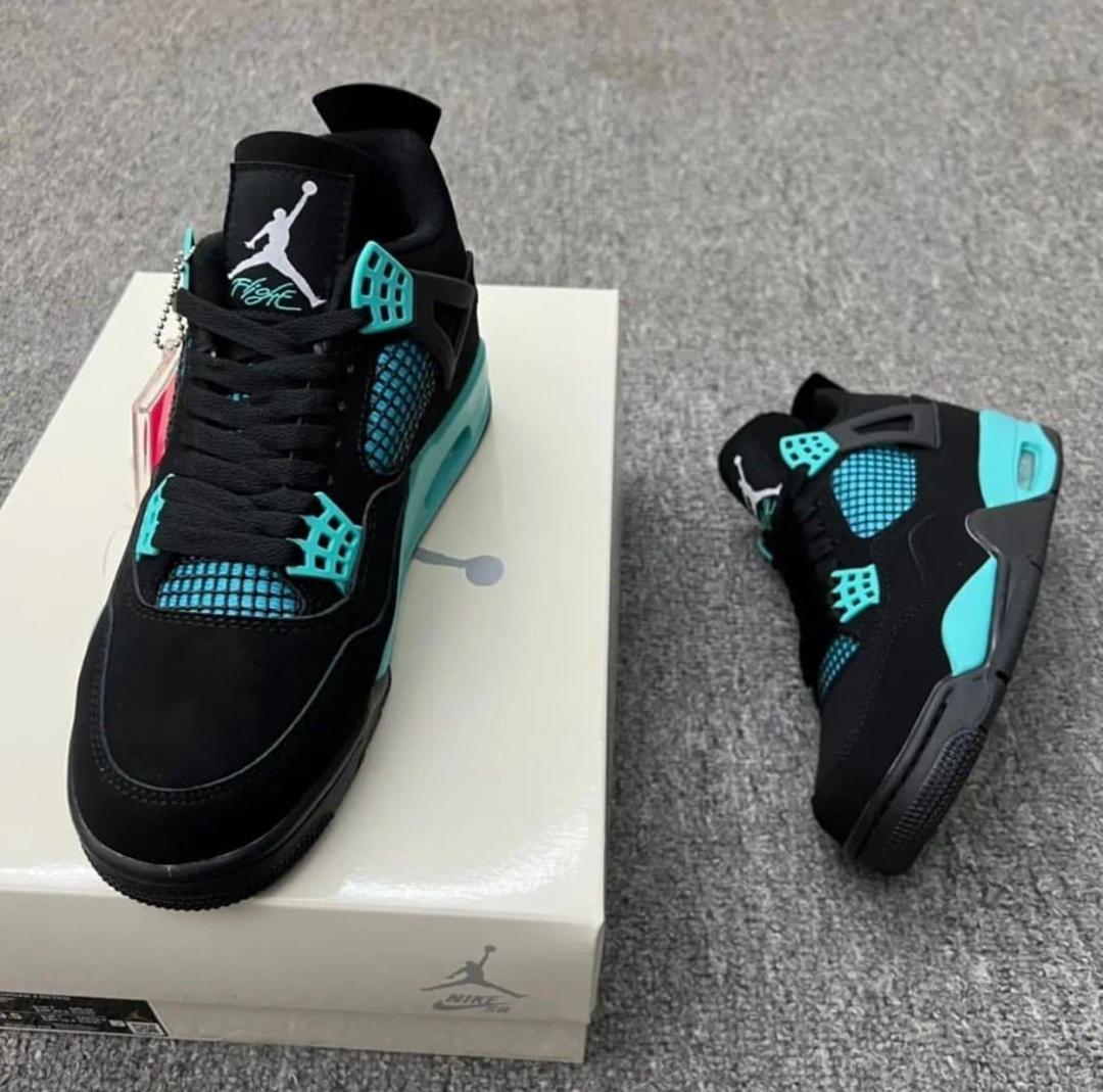 Air Jordan 4 sneakers Air Jordan 4 sneakers